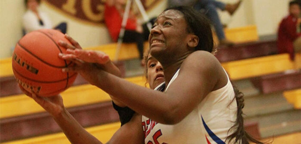 New, returning players give hope to Lady Rebels