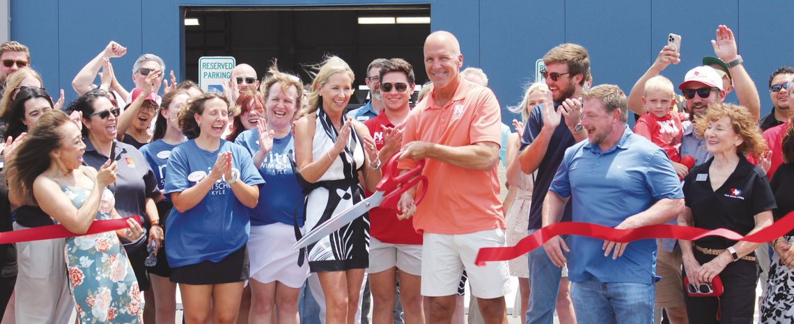 New swim facility offers lessons, competitive team