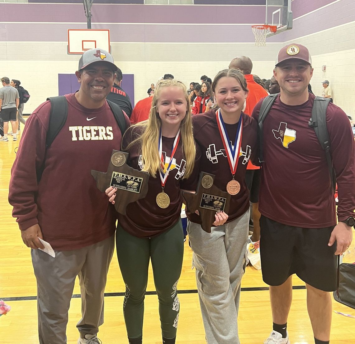 Powerlifter advances to state Powerlifter advances to state
