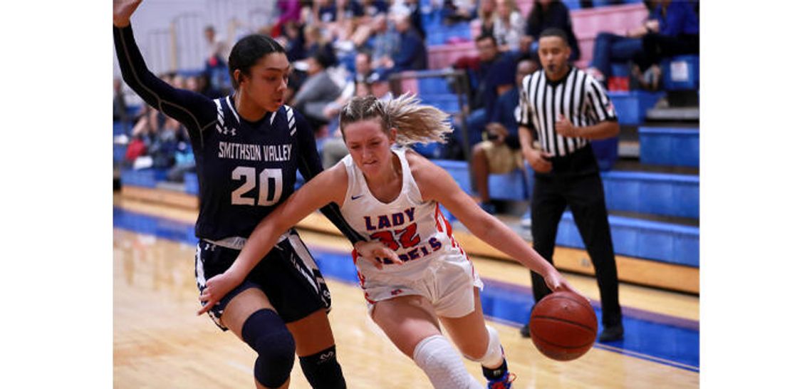 Rangers wrangle Lady Rebs 39-35