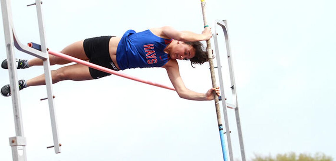 Rebels, Lobos take home 19 gold medals from Shelton Relays Rebels, Lobos take home 19 gold medals from Shelton Relays