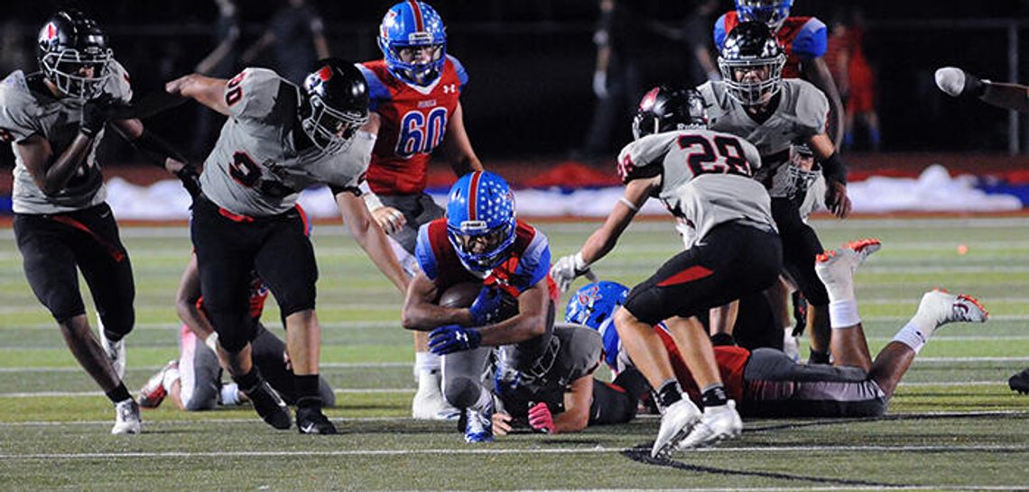 Rebs outlast Bowie in wild 35-34 win