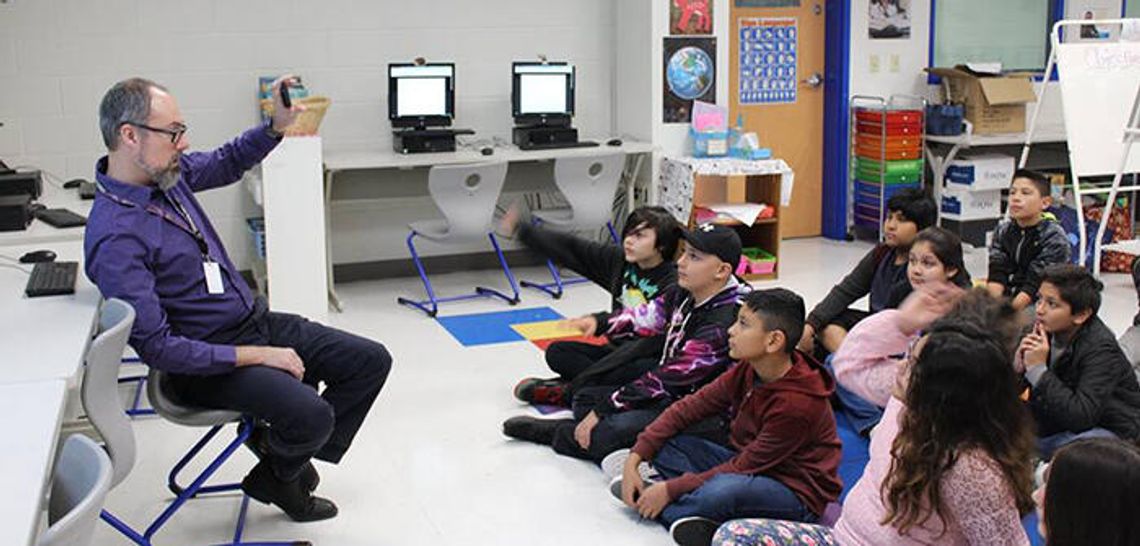 S.H.E. Suns learn about technology in Google Hangout S.H.E. Suns learn about technology in Google Hangout