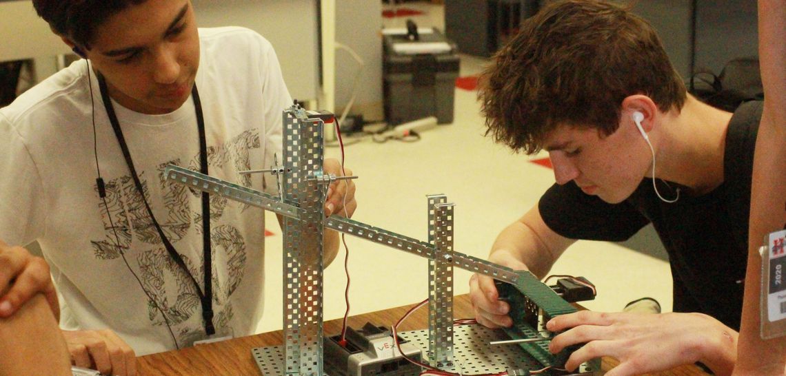 School districts, cities look to STEM future job markets