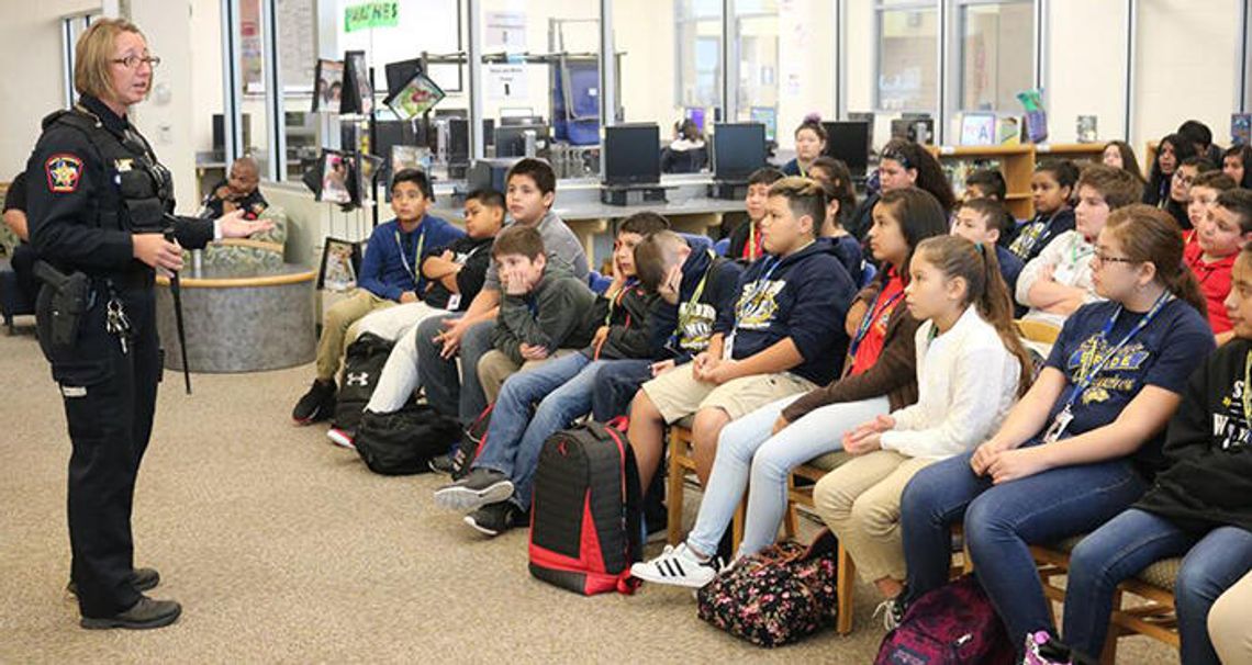 Simon Middle honors Freedom Week