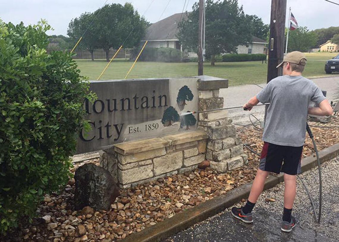Spring cleaning time in Mt. City