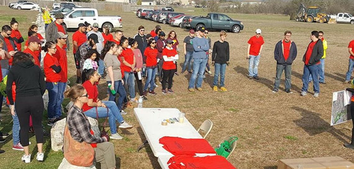 Staying green in Kyle: Community pitches in for River Clean Up