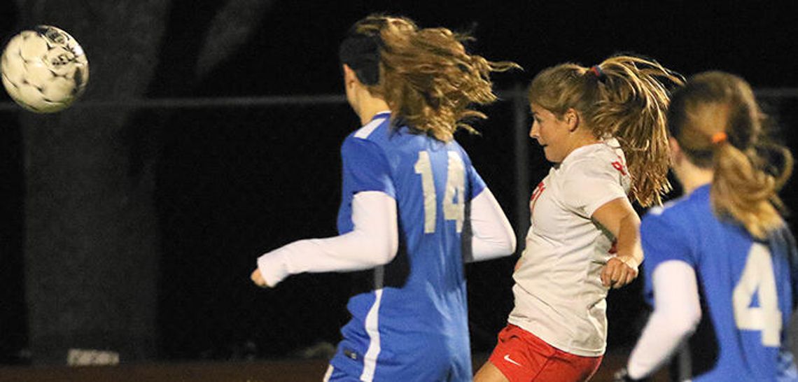 Steady as they go: Lady Rebs pound Leander 4-1