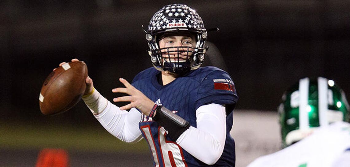 Texans shock Cuero to hit state semifinals