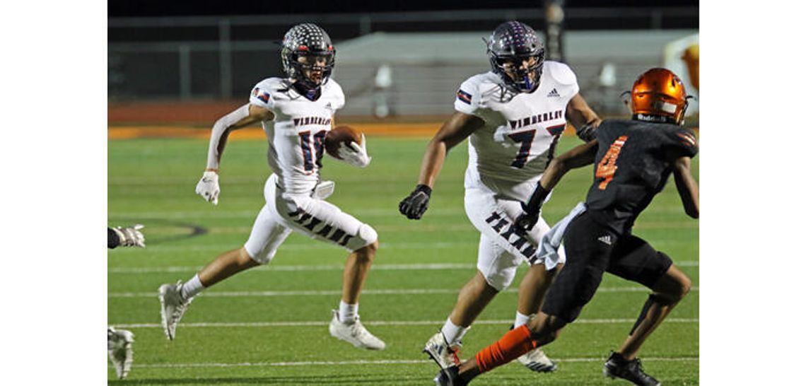 Texans tame Tigers in bi-district playoff