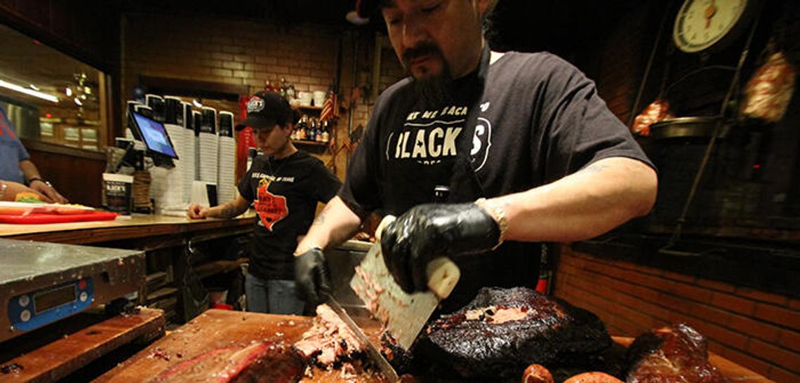 Texas AG sides with restaurants, retailers on enforcement of BBQ Bill