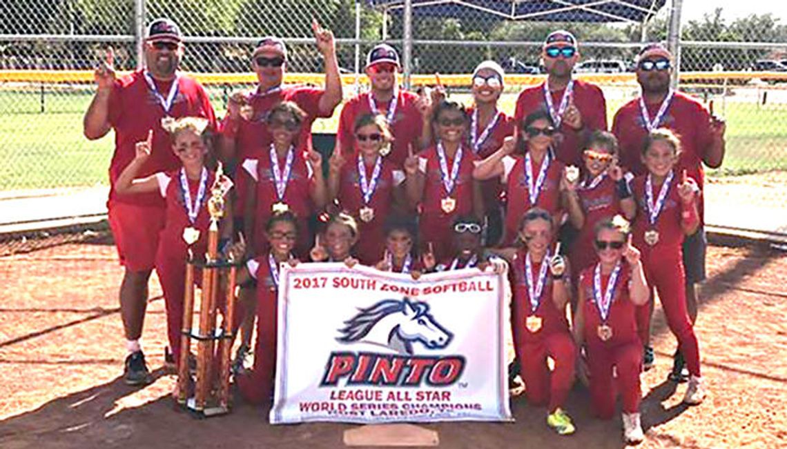 Thunderstix take championship in Laredo