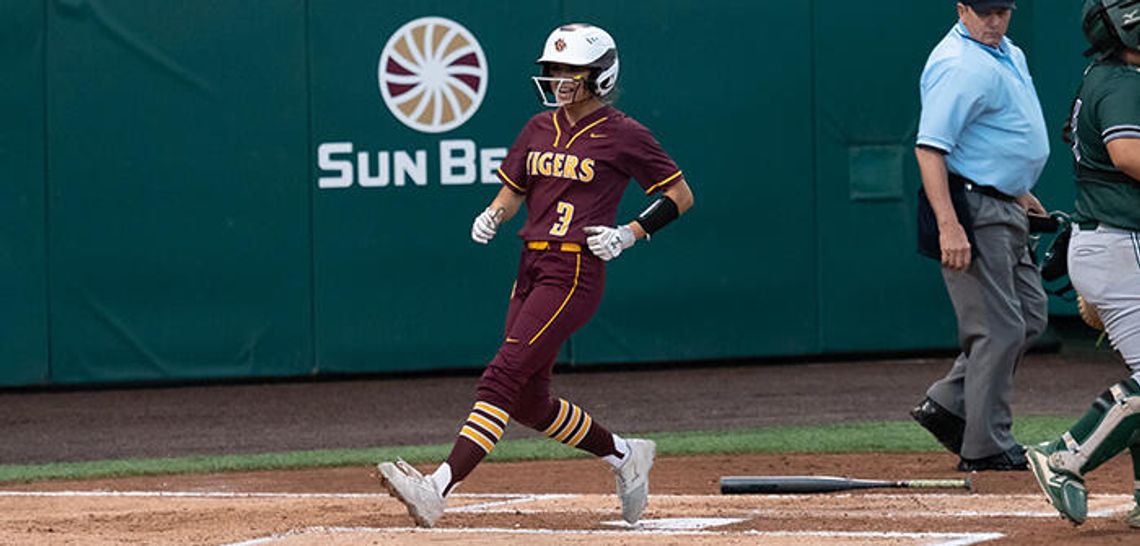 Tiger softball slays Dragons to reach regional quarterfinals