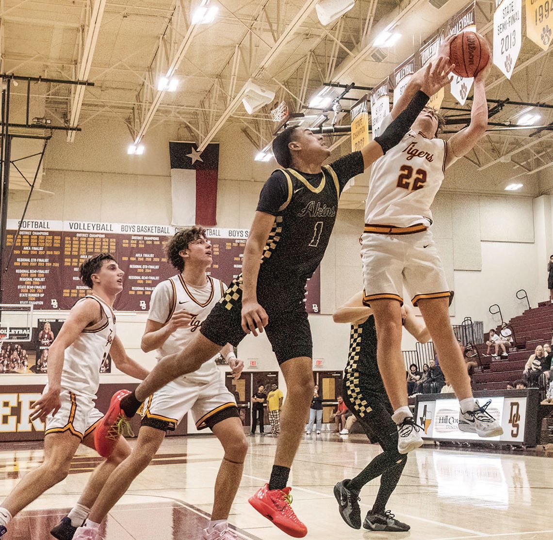 Tigers fall in overtime to Akins Eagles
