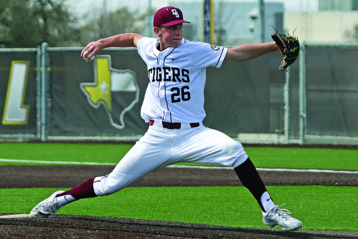 Time runs out in 4-3 Dripping Springs Tiger baseball loss