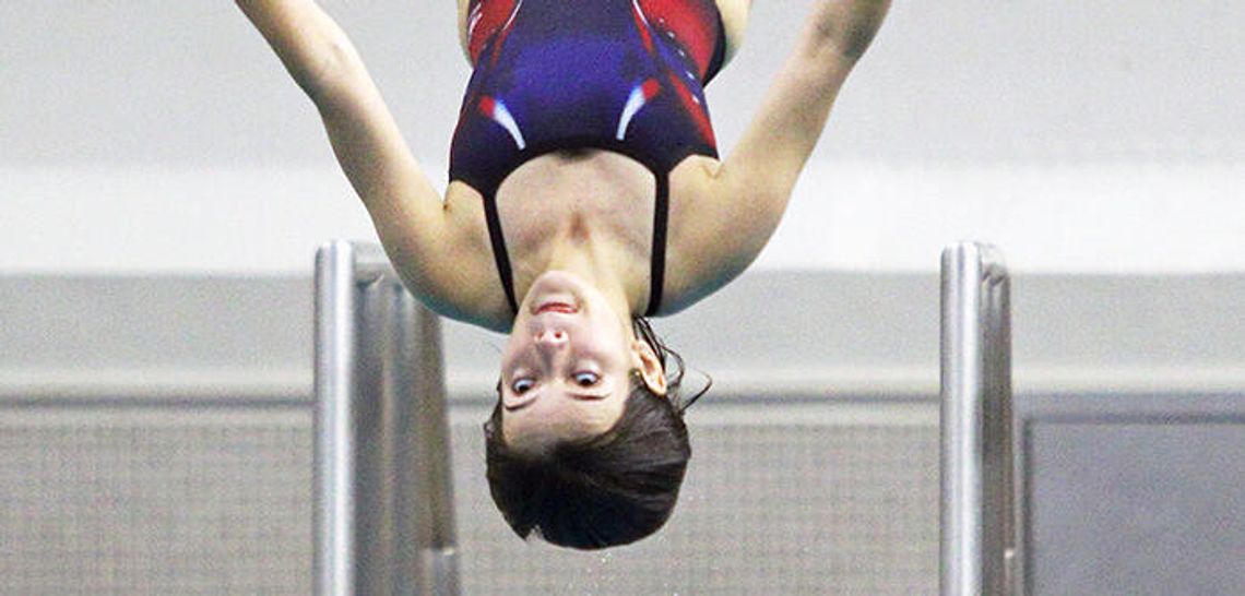 Wimberley siblings dive into state meet