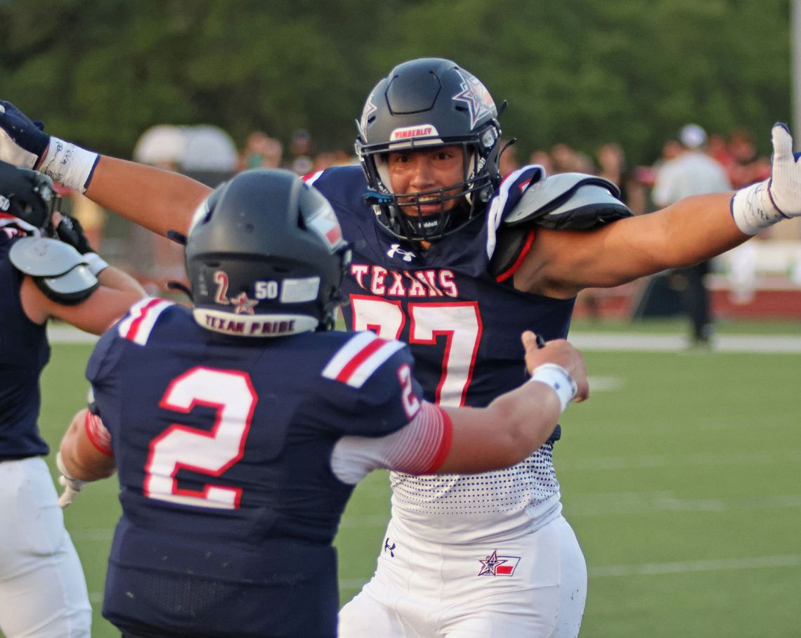 Wimberley Texans dominate in season opener Wimberley Texans dominate in season opener