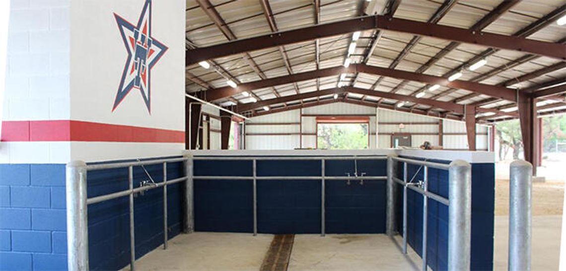 WISD Ag Barn ribbon cutting WISD Ag Barn ribbon cutting