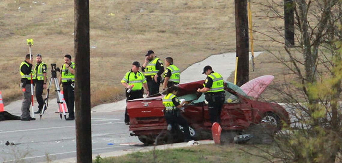 Woman killed in east FM 150 wreck